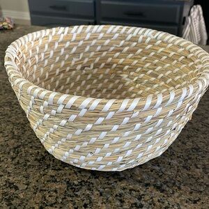 Hand Woven Grass Straw 12” Basket Container